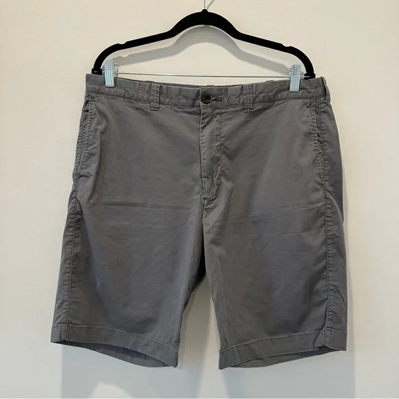 J Crew 10.5” Stretch Chino Shorts For Men Size 36 Gray Neutral Casual Golf Polo - Picture 2 of 14